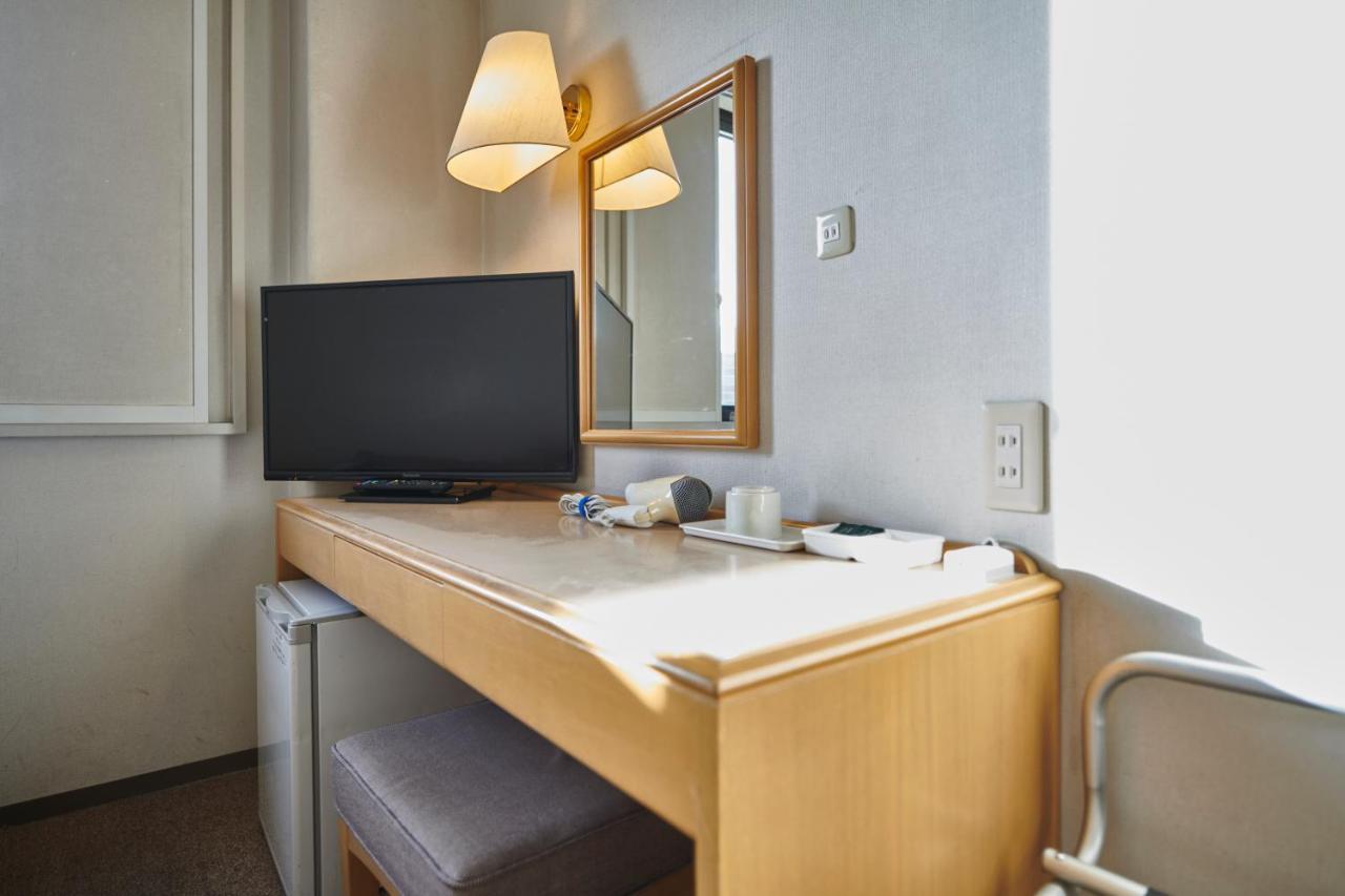 Hotel Select Inn Isehara Экстерьер фото